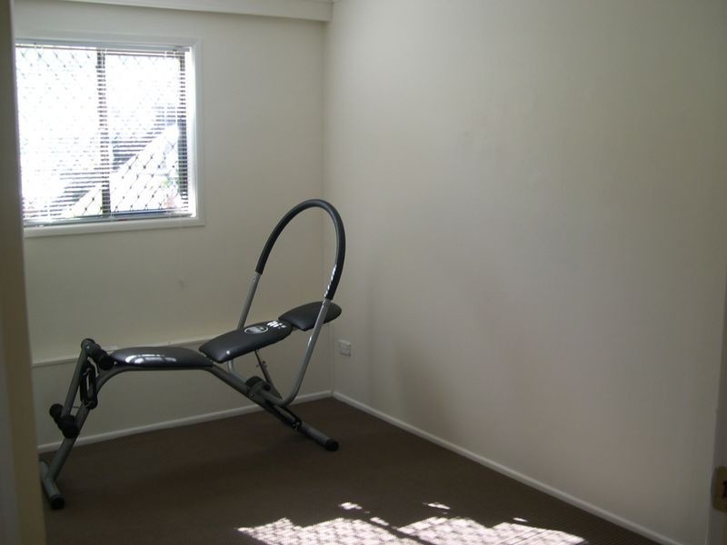 18 Cambridge Dr, Alexandra Hills QLD 4161