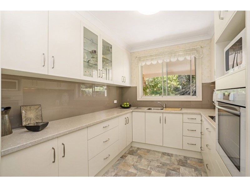 3 Crestwood Avenue, Niagara Park NSW 2250