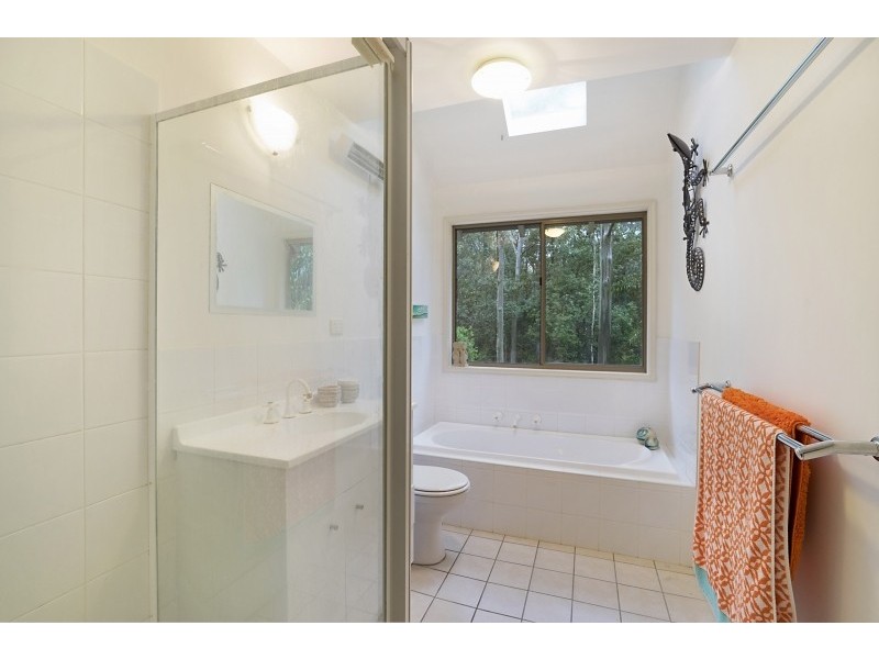 24 Oakglen Road, North Gosford NSW 2250