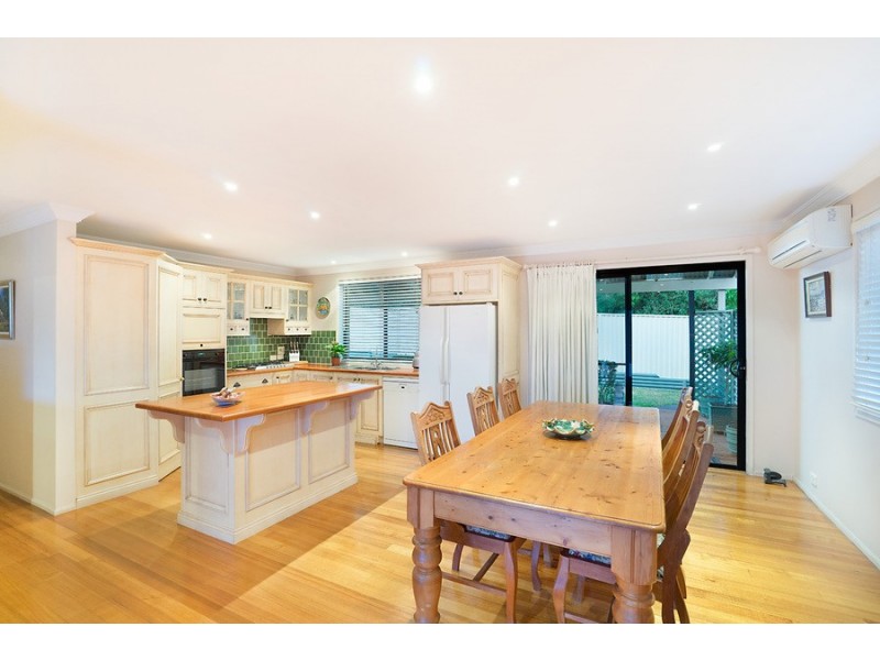 31 Robert Holl Drive, Ourimbah NSW 2258