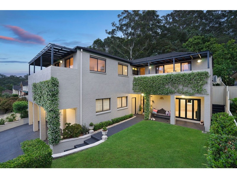 31 Robert Holl Drive, Ourimbah NSW 2258