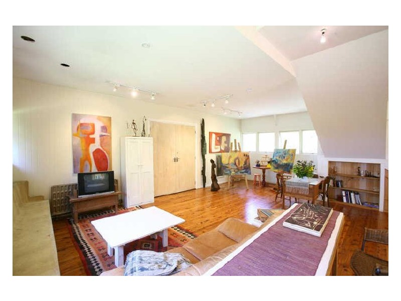 Central Mangrove NSW 2250