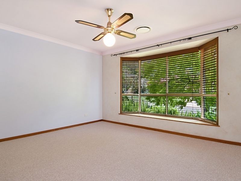 11 Pemberton Blvde, Lisarow NSW 2250