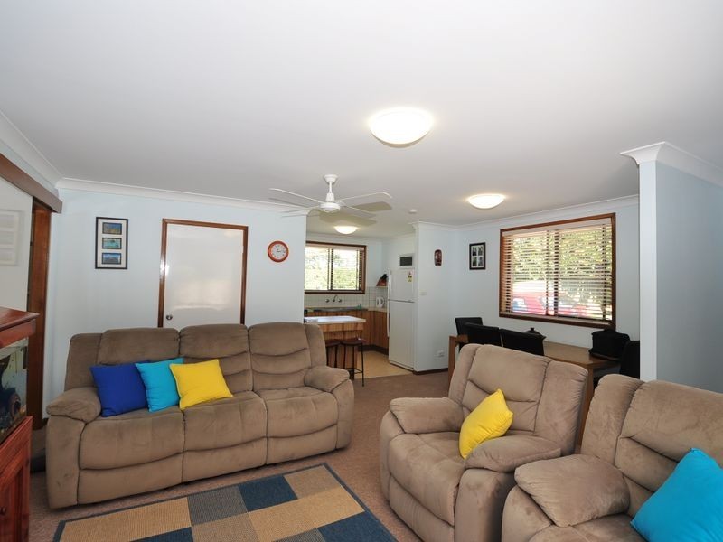 6/8 Leech Close, Narara NSW 2250