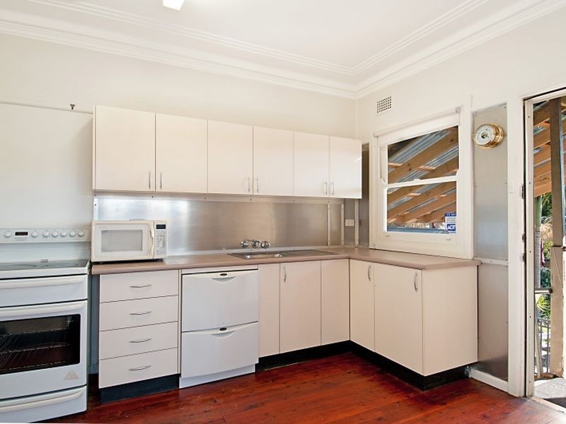 275 The Entrance Road, Erina NSW 2250