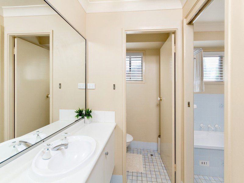 62 Perratt Close, Lisarow NSW 2250