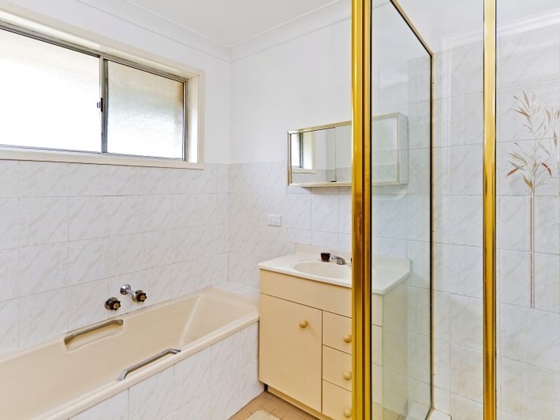 1 Bouvardia Street, Niagara Park NSW 2250