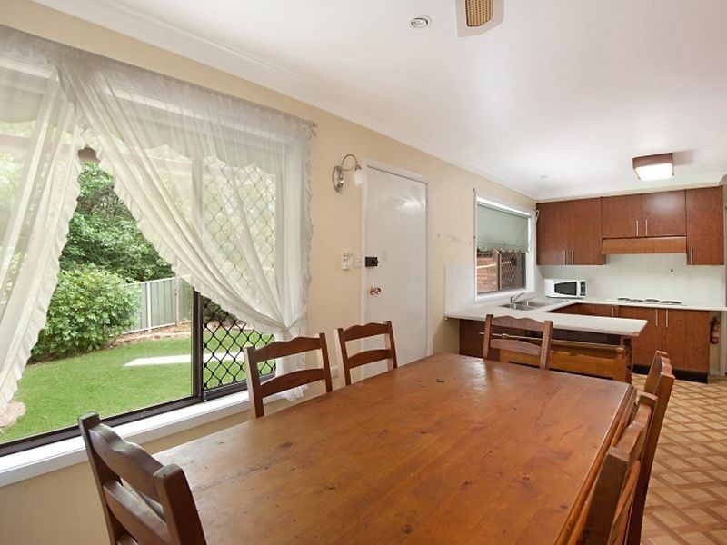 50 Halcyon Street, Wyoming NSW 2250