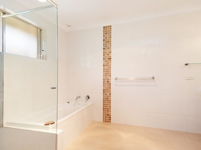 36 Maple Street, Wyoming NSW 2250