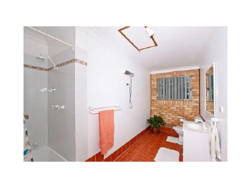 Lisarow NSW 2250
