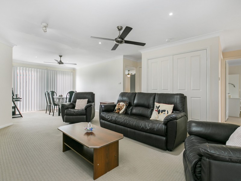 5/4 Parsons Road, Lisarow NSW 2250
