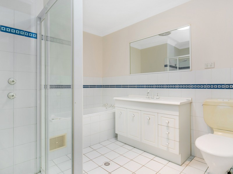 5/4 Parsons Road, Lisarow NSW 2250