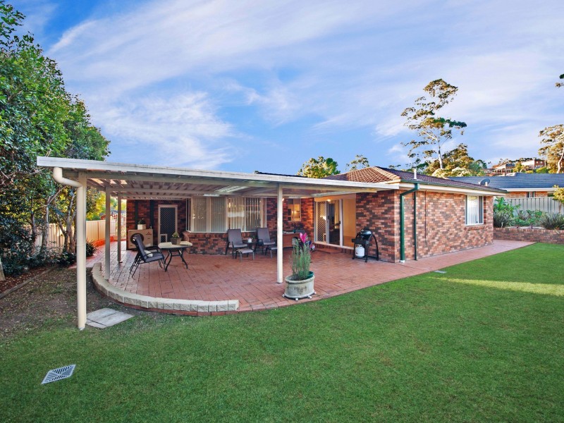 10 Brie Close, Lisarow NSW 2250