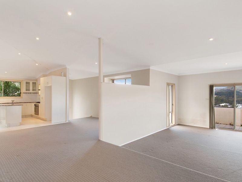 40 Cambourn Drive, Lisarow NSW 2250