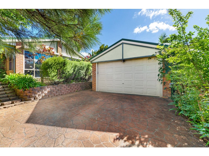 1 Hollydeen Close, Narara NSW 2250