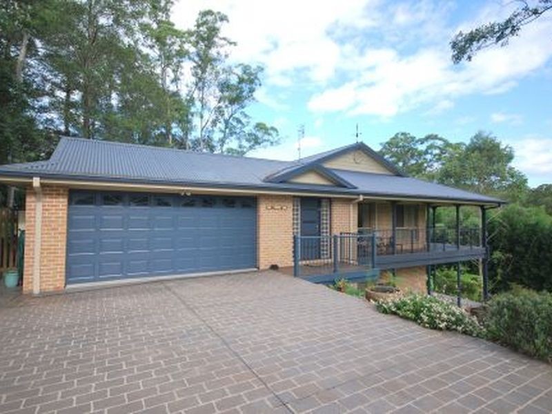 42 Pineridge Close, Lisarow NSW 2250