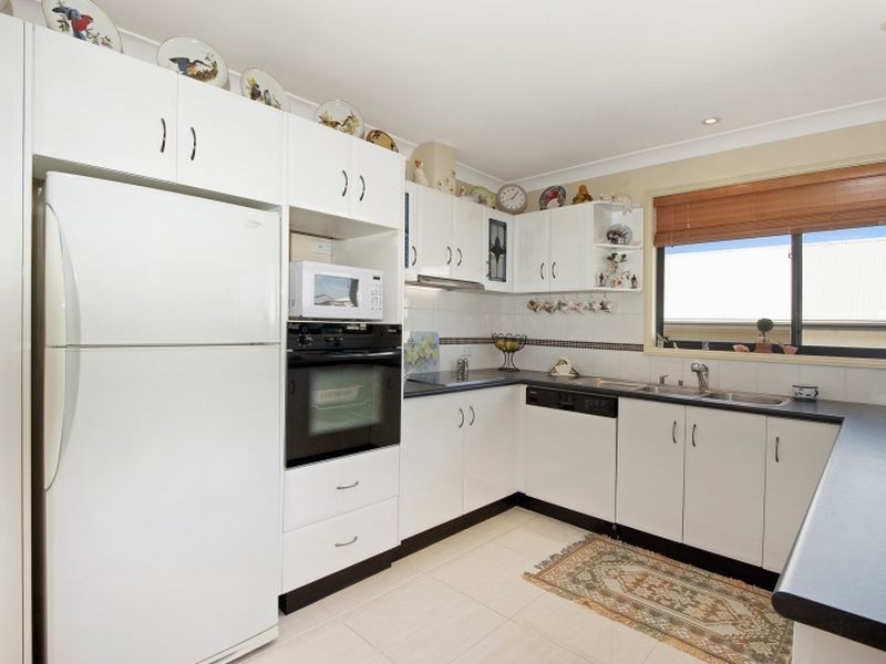 2/51 Russell Street, East Gosford NSW 2250