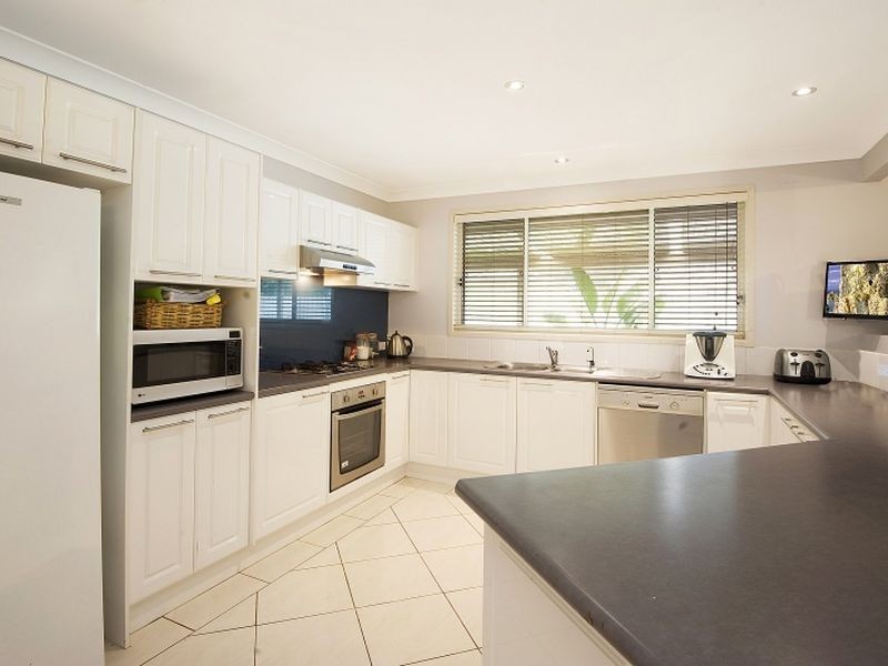 1 Silver Place, Lisarow NSW 2250