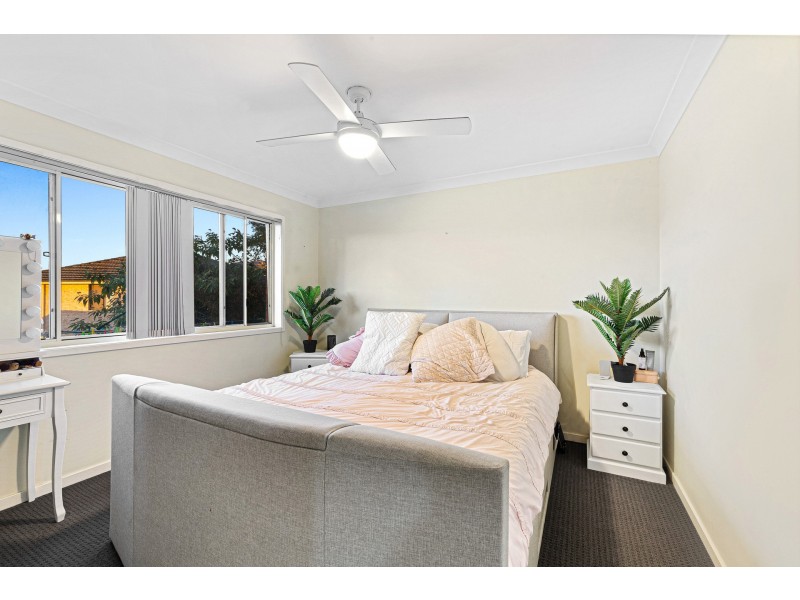 6 Ashburn Close, Lisarow NSW 2250