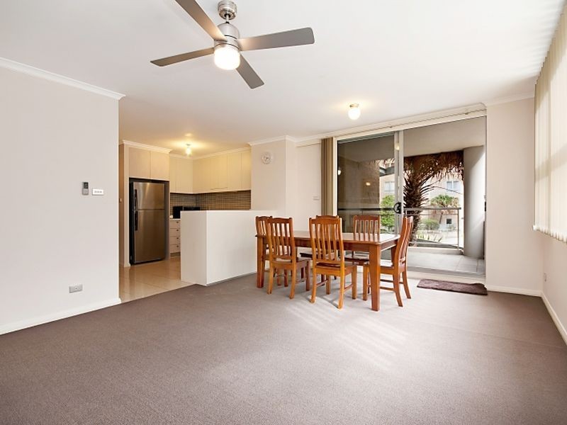 211/80 John Whiteway Drive, Gosford NSW 2250