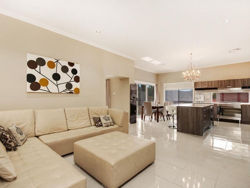 35 Taylor Road, Lisarow NSW 2250