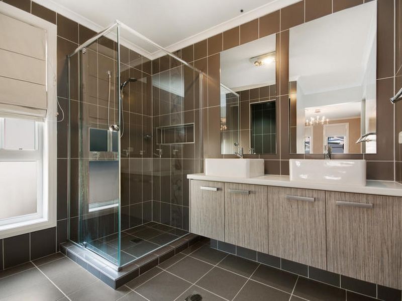 35 Taylor Road, Lisarow NSW 2250