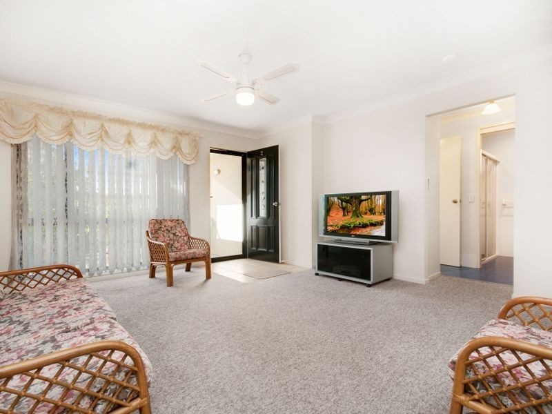 2/7 King Street, Ourimbah NSW 2258