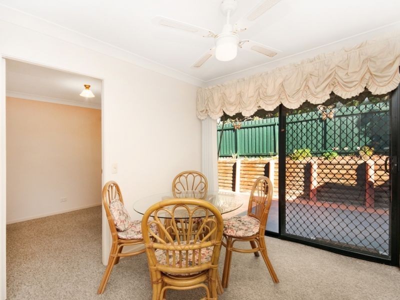 2/7 King Street, Ourimbah NSW 2258