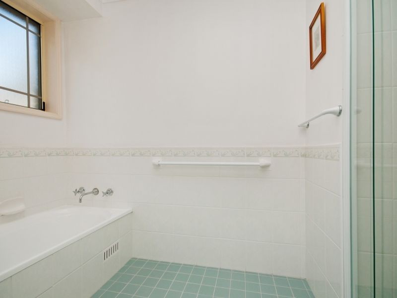 32/81 Newling Street, Lisarow NSW 2250