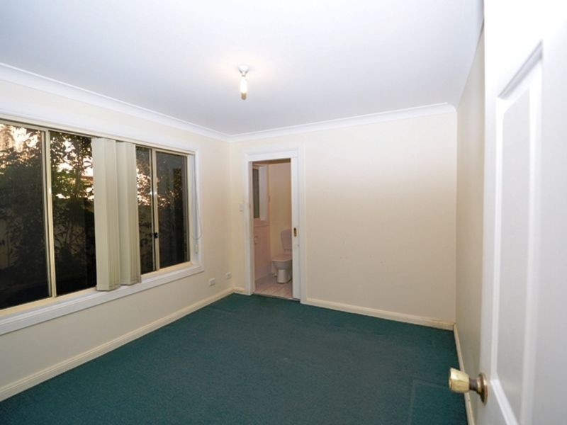 2/16 Creighton Lane, Point Frederick NSW 2250