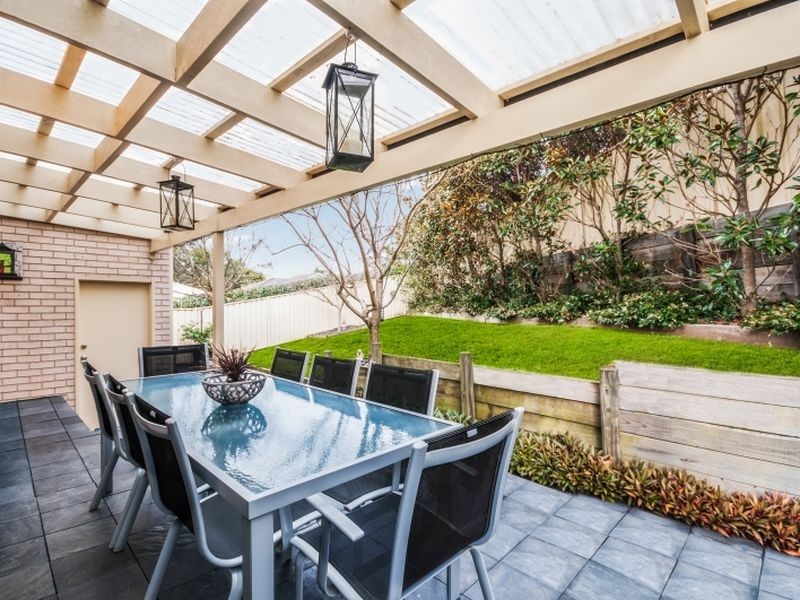 26 The Valley Way, Lisarow NSW 2250