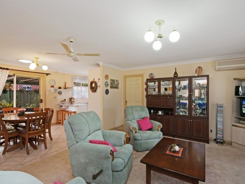 1/14 Woodview Avenue, Lisarow NSW 2250