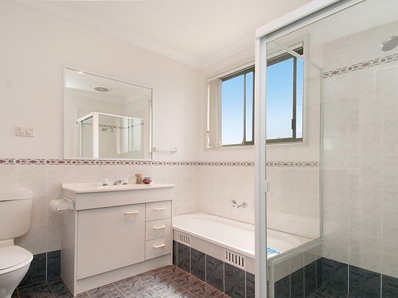 1/3-5 Henry Kendall Street, West Gosford NSW 2250