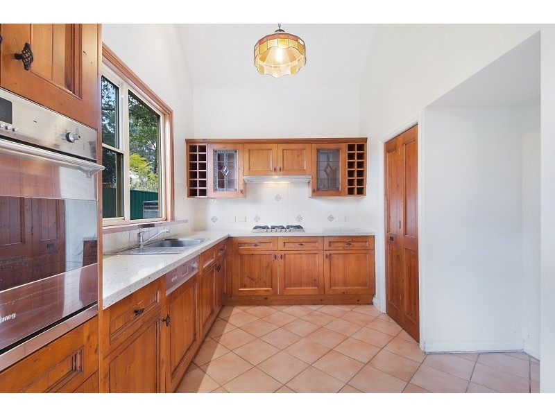 1 Reservoir Road, Ourimbah NSW 2258