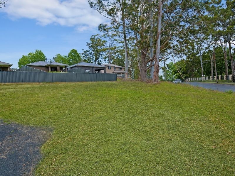 8 Bellbowrie Avenue, Narara NSW 2250