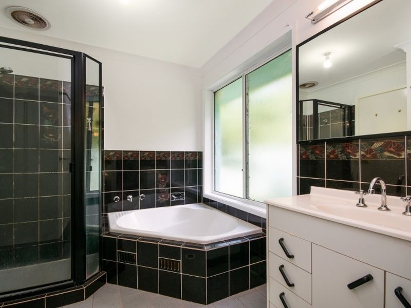 2 Boxwood Close, Ourimbah NSW 2258