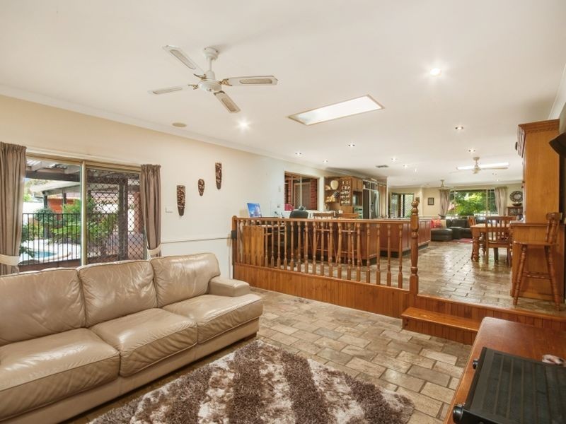 11 Peppermint Close, Ourimbah NSW 2258