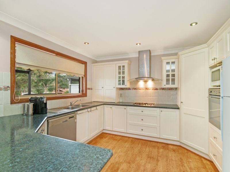 88 Taylor Road, Lisarow NSW 2250