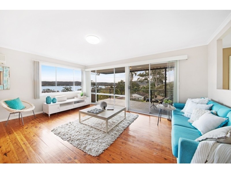 20 Greenslope Drive, Green Point NSW 2251