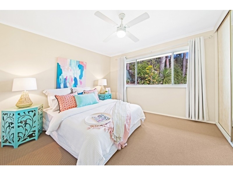 20 Greenslope Drive, Green Point NSW 2251