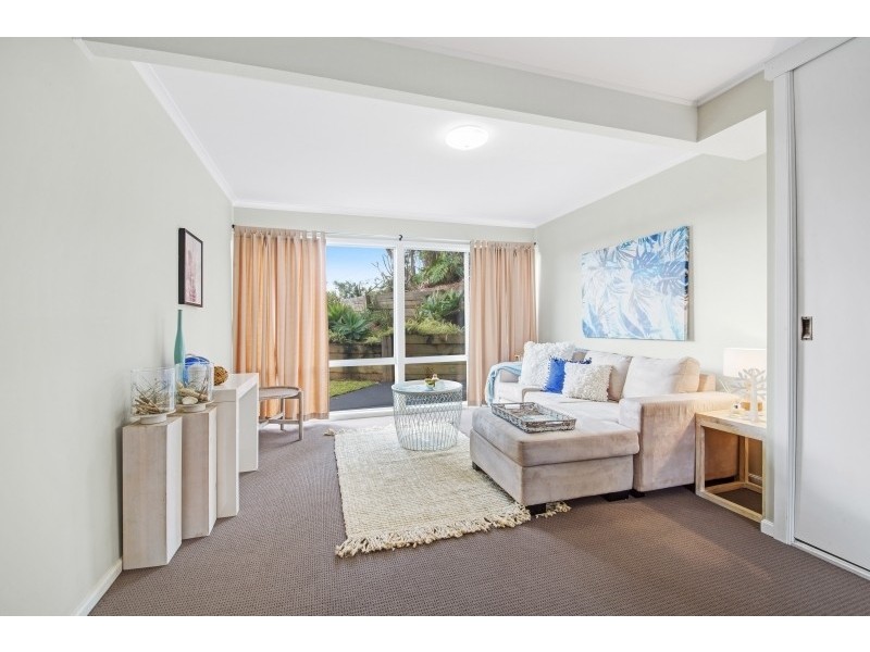 20 Greenslope Drive, Green Point NSW 2251