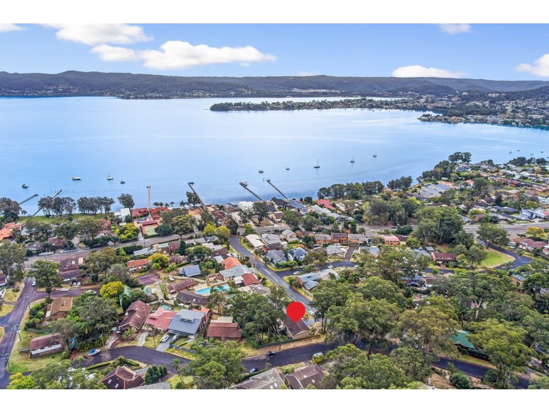 20 Greenslope Drive, Green Point NSW 2251