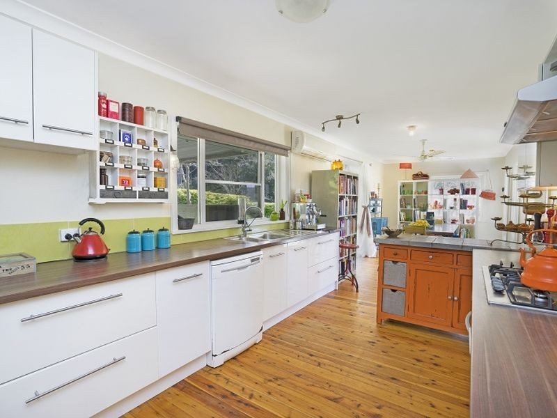 15 Wallarah Street, Lisarow NSW 2250
