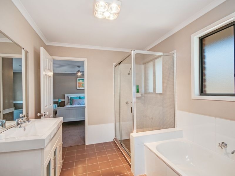14 The Valley Way, Lisarow NSW 2250