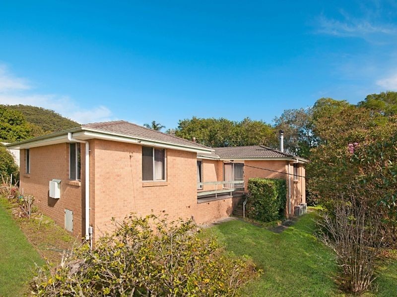 72 Newling Street, Lisarow NSW 2250