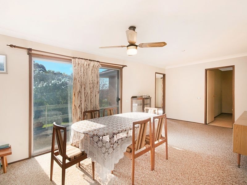 72 Newling Street, Lisarow NSW 2250