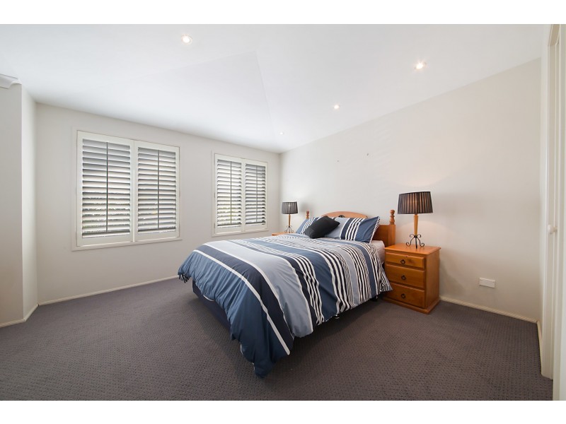 38 The Valley Way, Lisarow NSW 2250