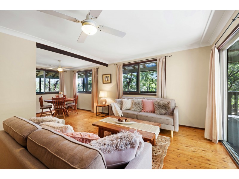 42 Glen Road, Ourimbah NSW 2258