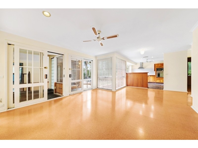 13 Dog Trap Road, Ourimbah NSW 2258