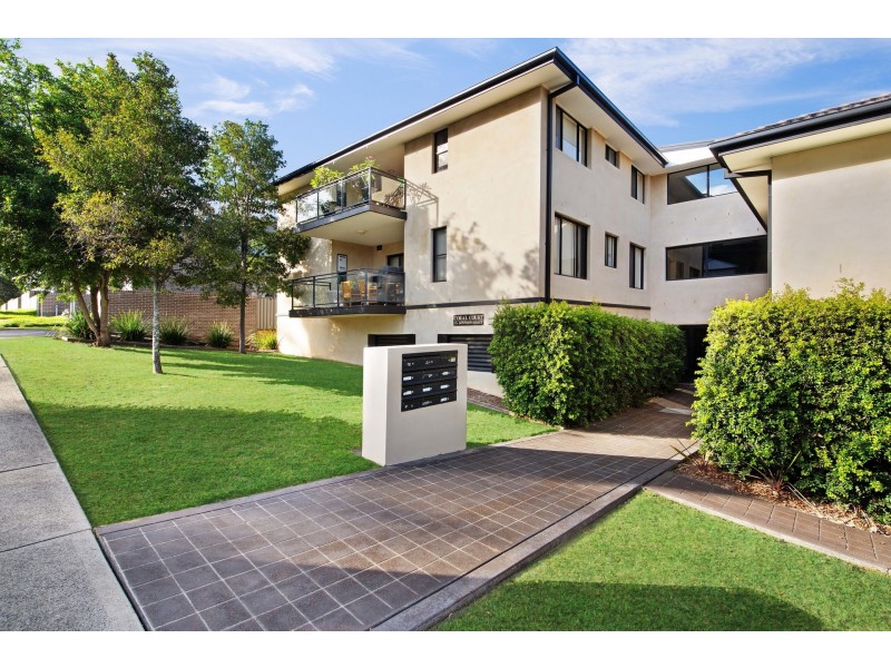 10/17 Hely Street, West Gosford NSW 2250